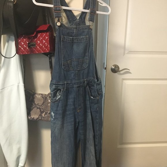 Kid Gap Distressed Overalls - Picture 2 of 4